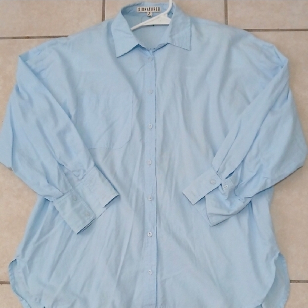 SIGNATURE8 Womens Size S Light Blue Casual Button Down Shirt